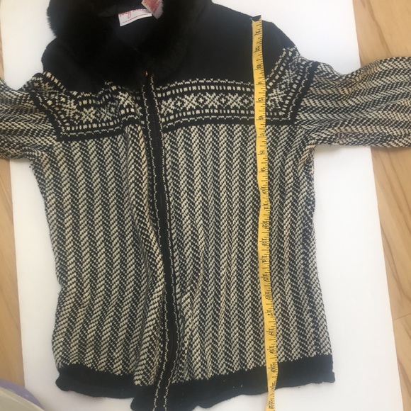Black & White Fair Isle Zip Fur Collar Cardigan - Picture 9 of 14